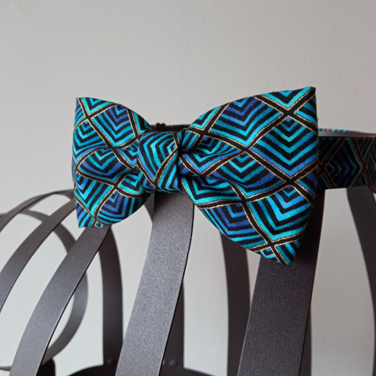 Superbe noeud papillon taille adulte