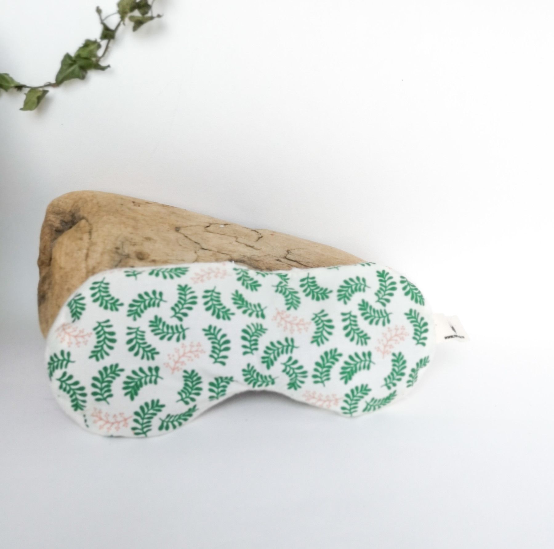 Masque de relaxation pour les yeux