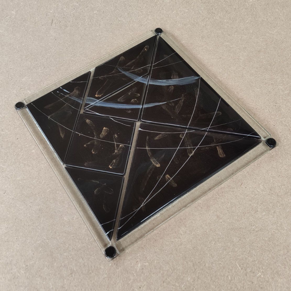 Centre de table Tangram collection noir & or