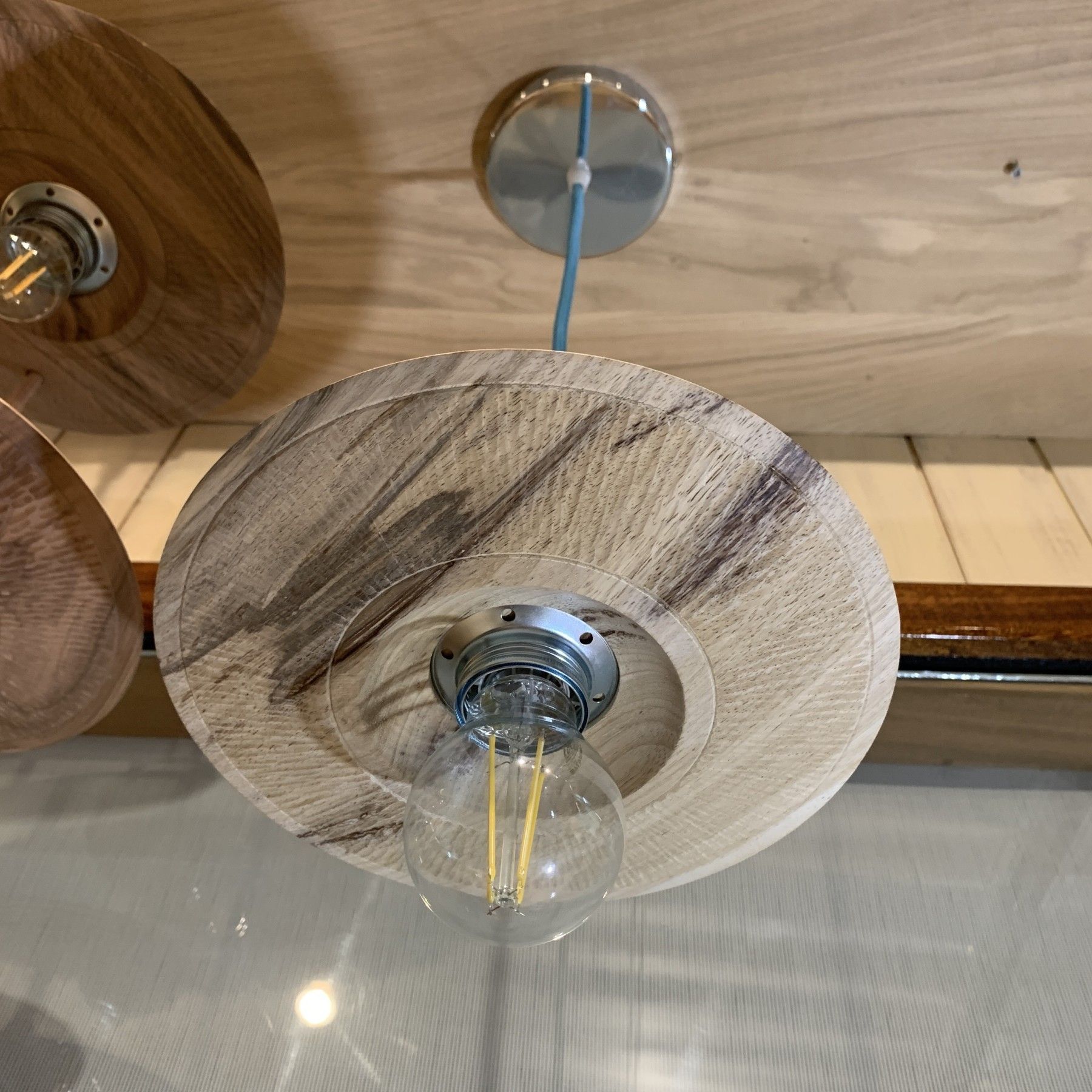 Lustre en Fraké bariolé