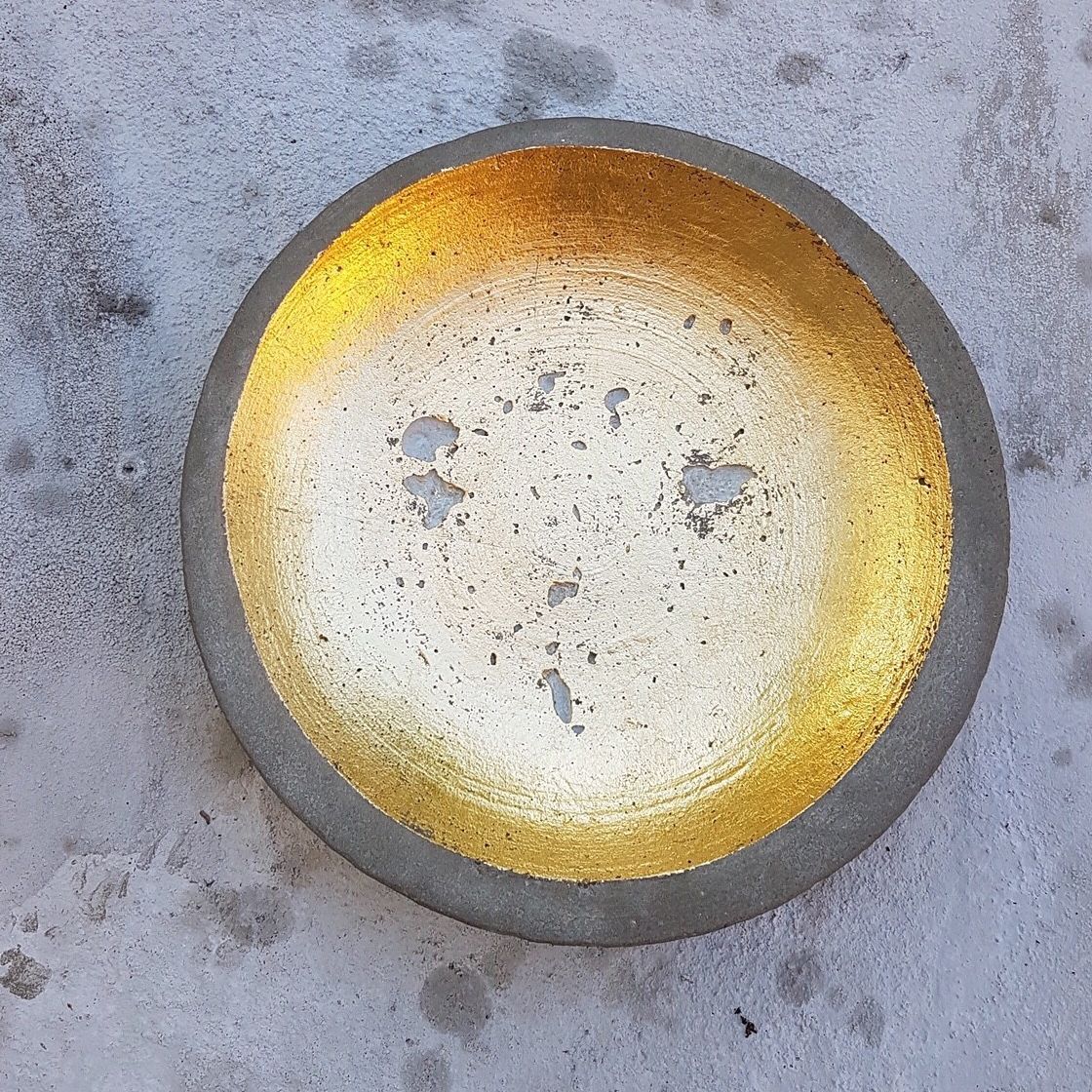 Coupe Béton Dorée à la Feuille