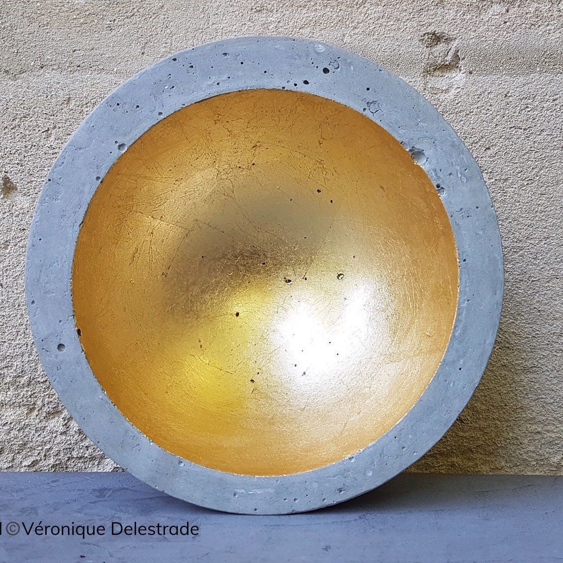 Coupe béton dorée à la Feuille