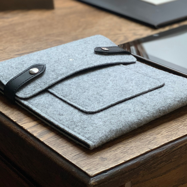 Housse iPad Pro 12.9 (2020) simili cuir avec anse