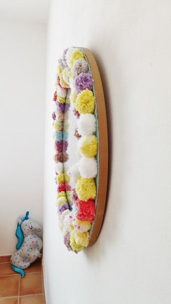 Miroir rond avec pompons chambre enfant ou bébé - L'Atelier des Créateurs