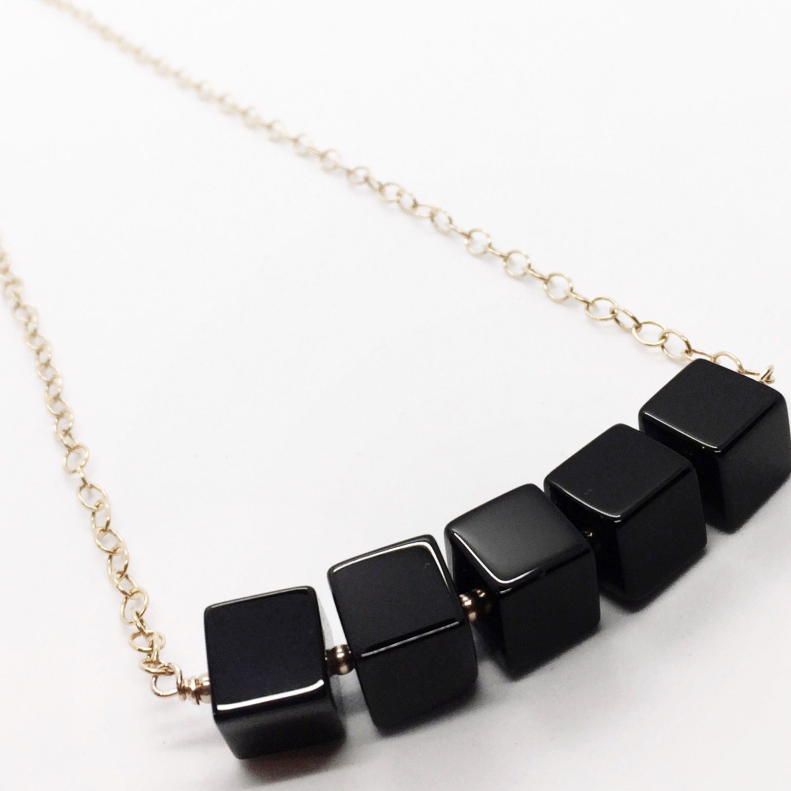 Collier n°5 Black Geometry
