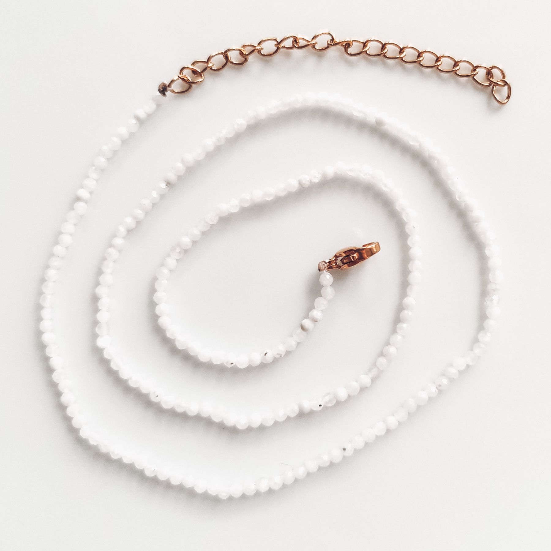 Collier gemmes Hermine