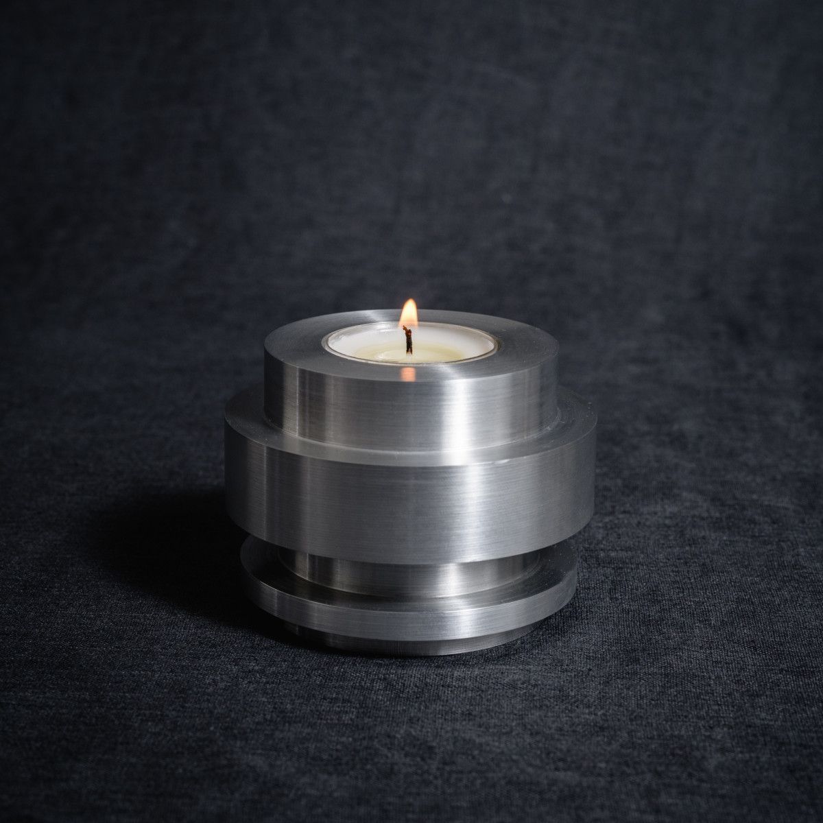 Bougeoir en métal M646