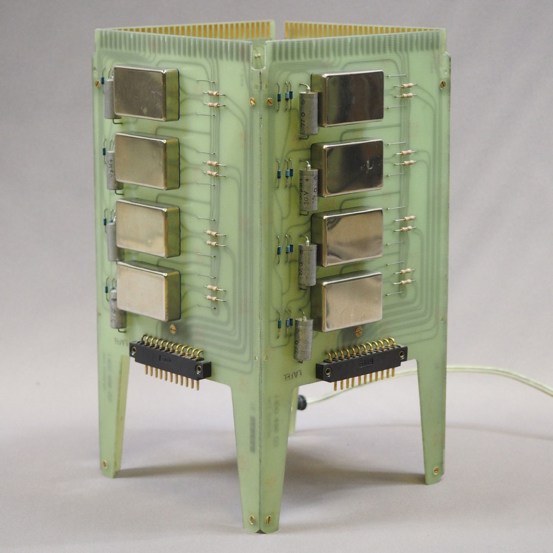 Lampe Quadripes Acier