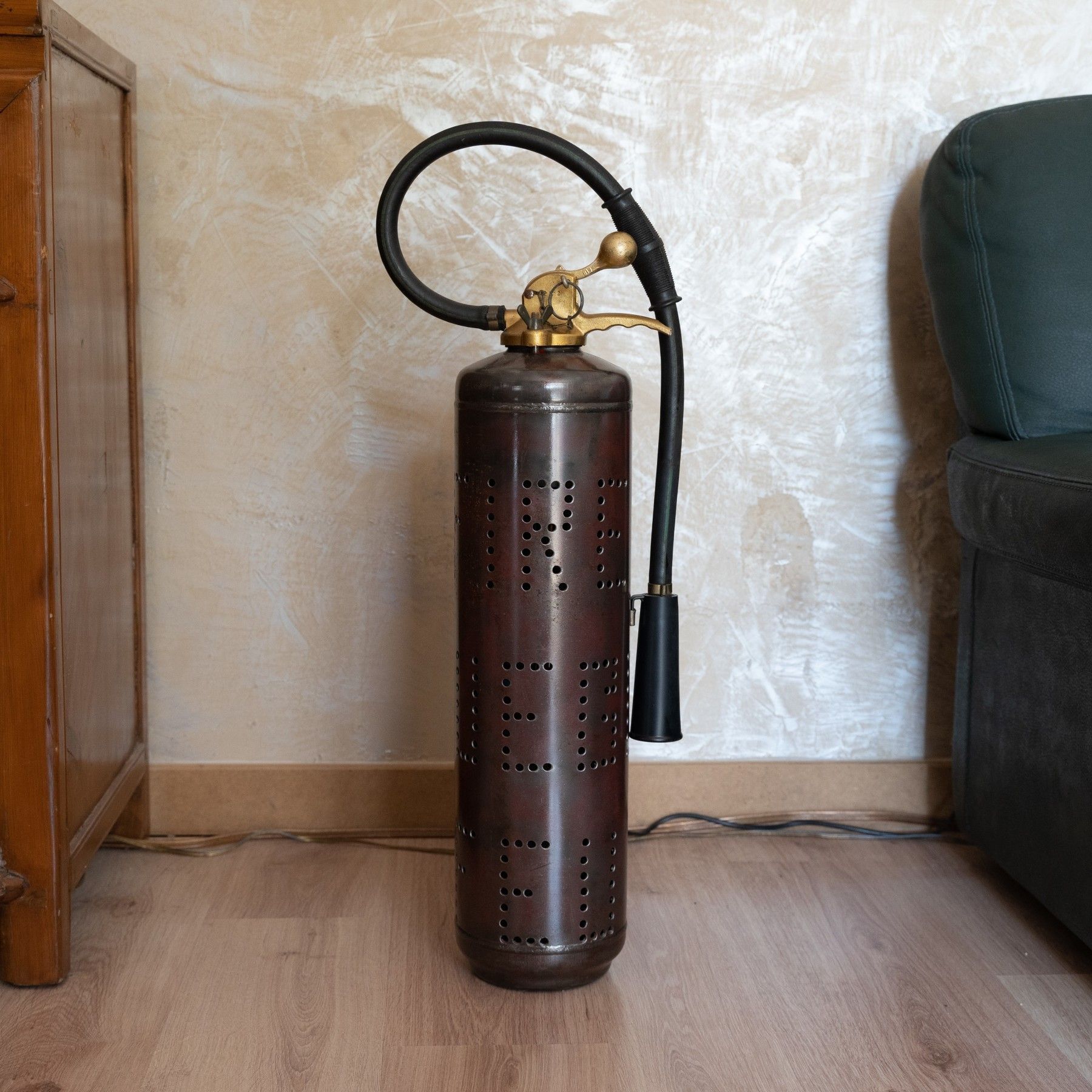 Extincteur métal vieilli