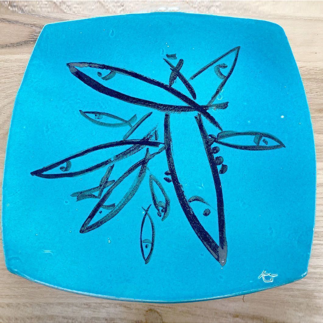 Plat poisson bleu
