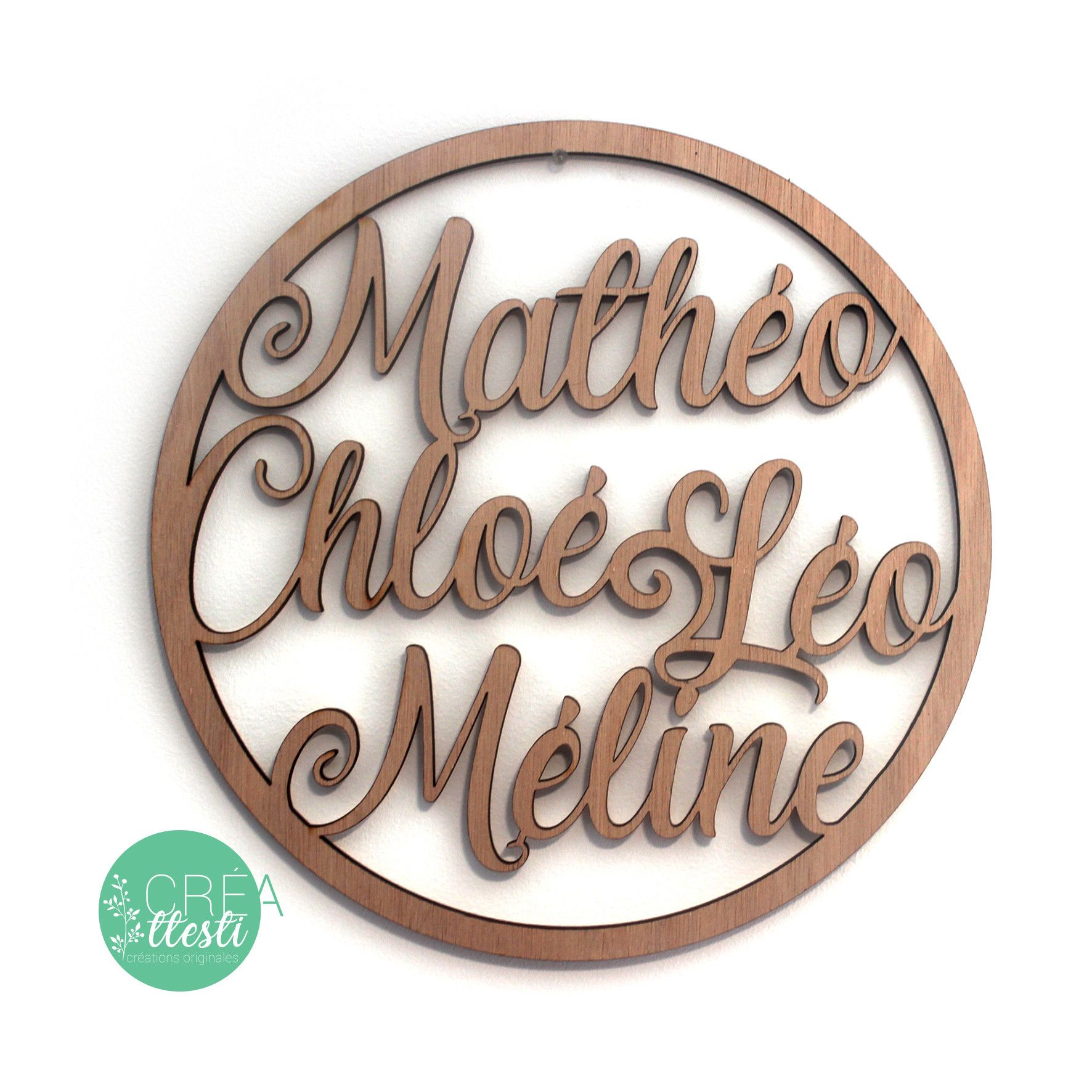 Couronne aux prénoms en bois