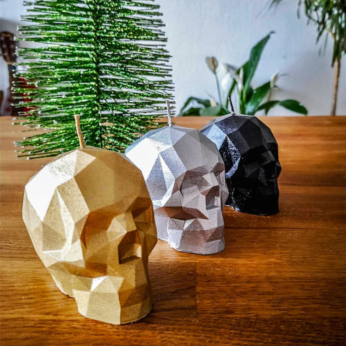 Bougie Crane Tête de mort dorée parfumée