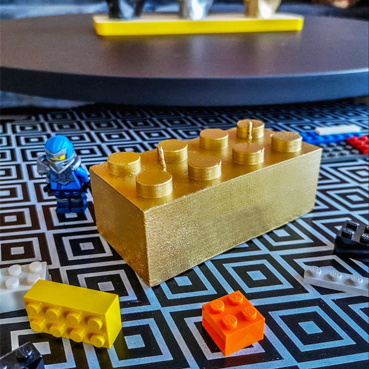 Bougie Brique dorée parfumée