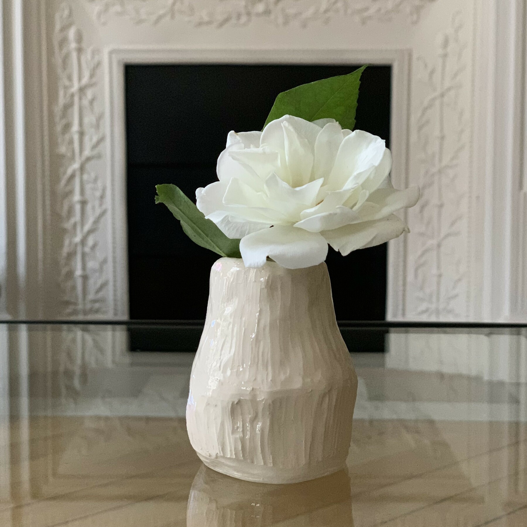 Décoration de mariage de Valérie et Pascal - blanc et violet 