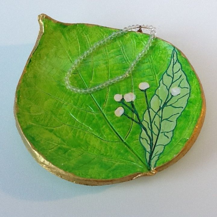 Vide-poches en argile auto-durcissant peints à la main