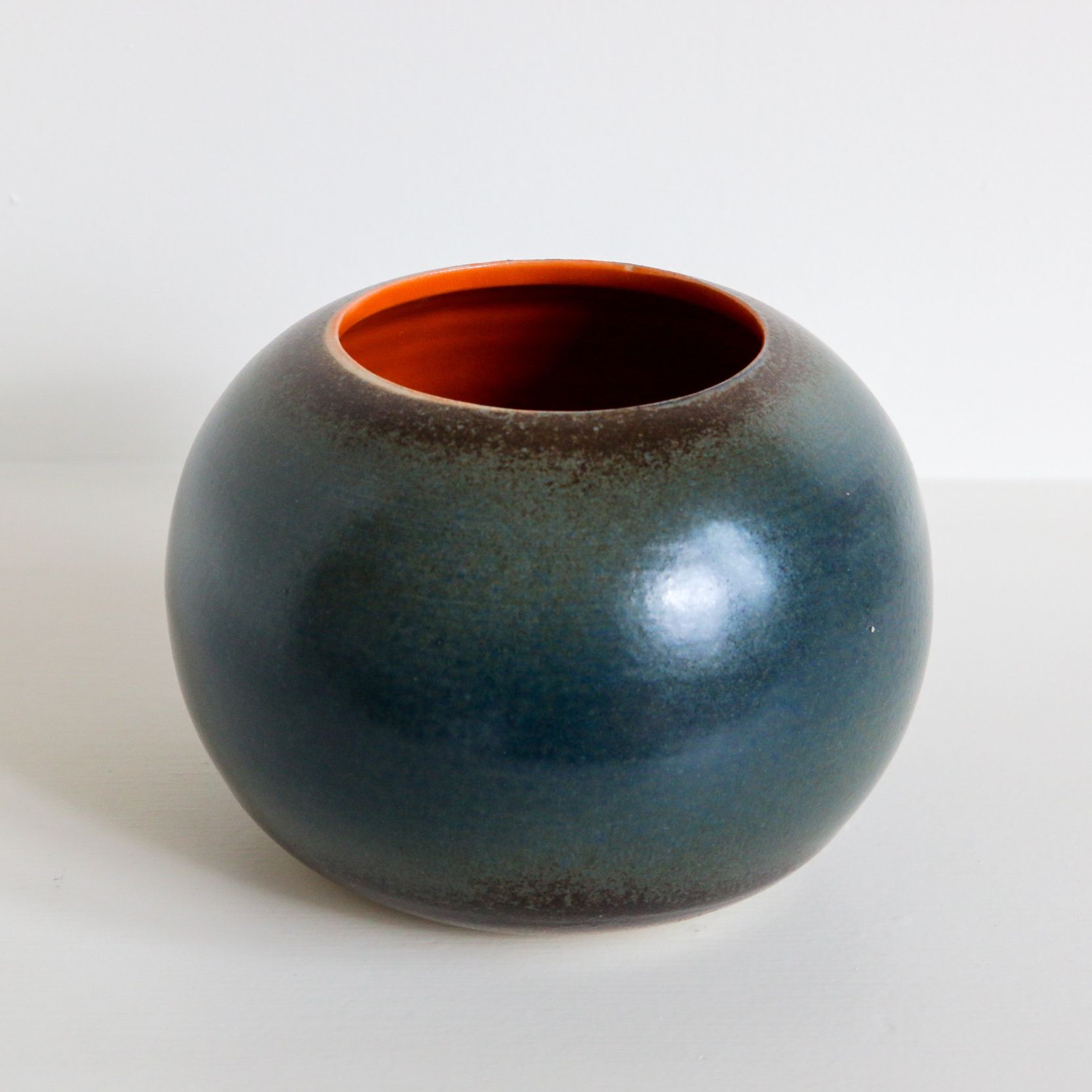 Petit vase sphère bicolore