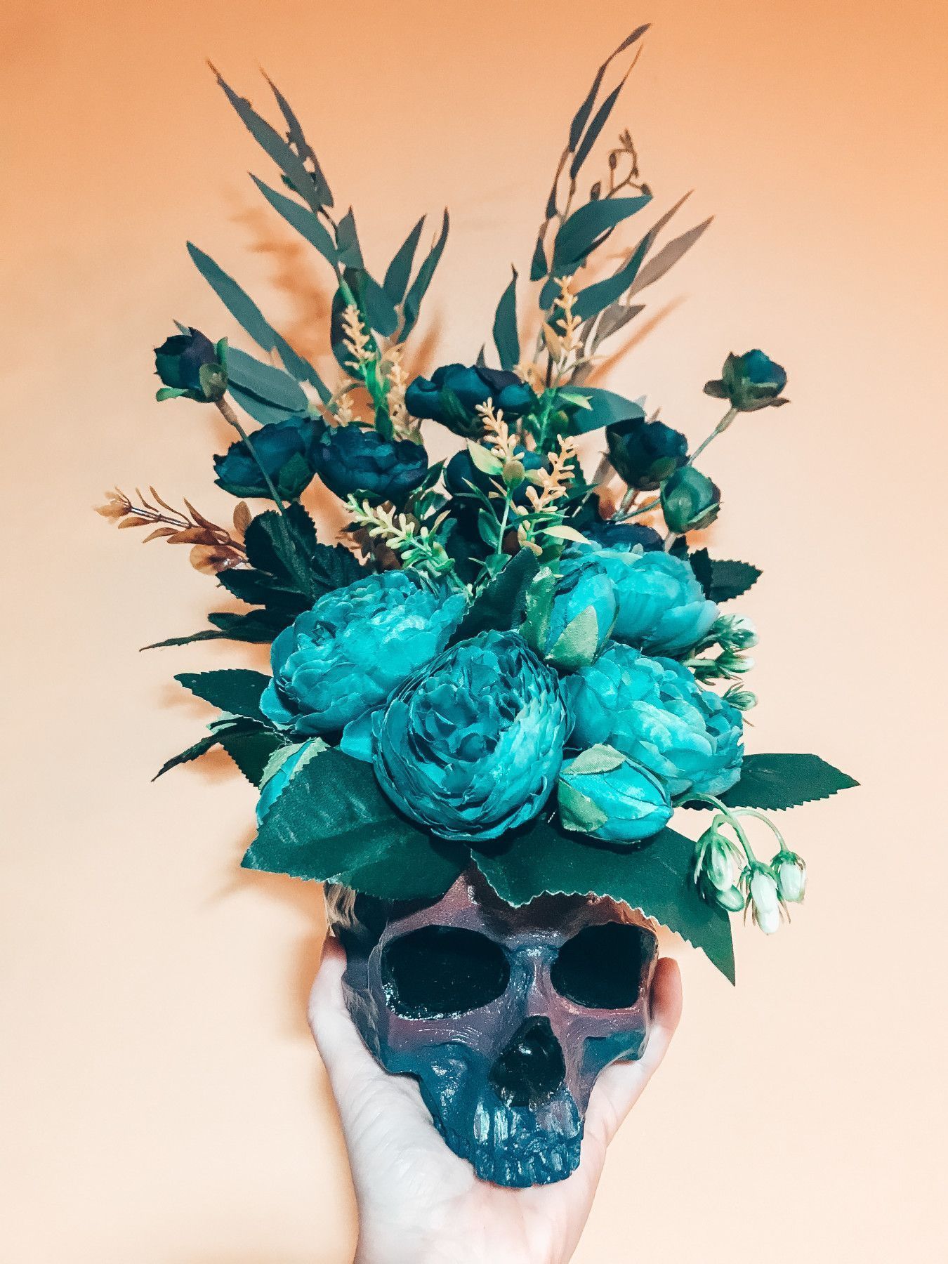CrâniFlowers, crâne déco, bouquet de fleurs Bleu et violet