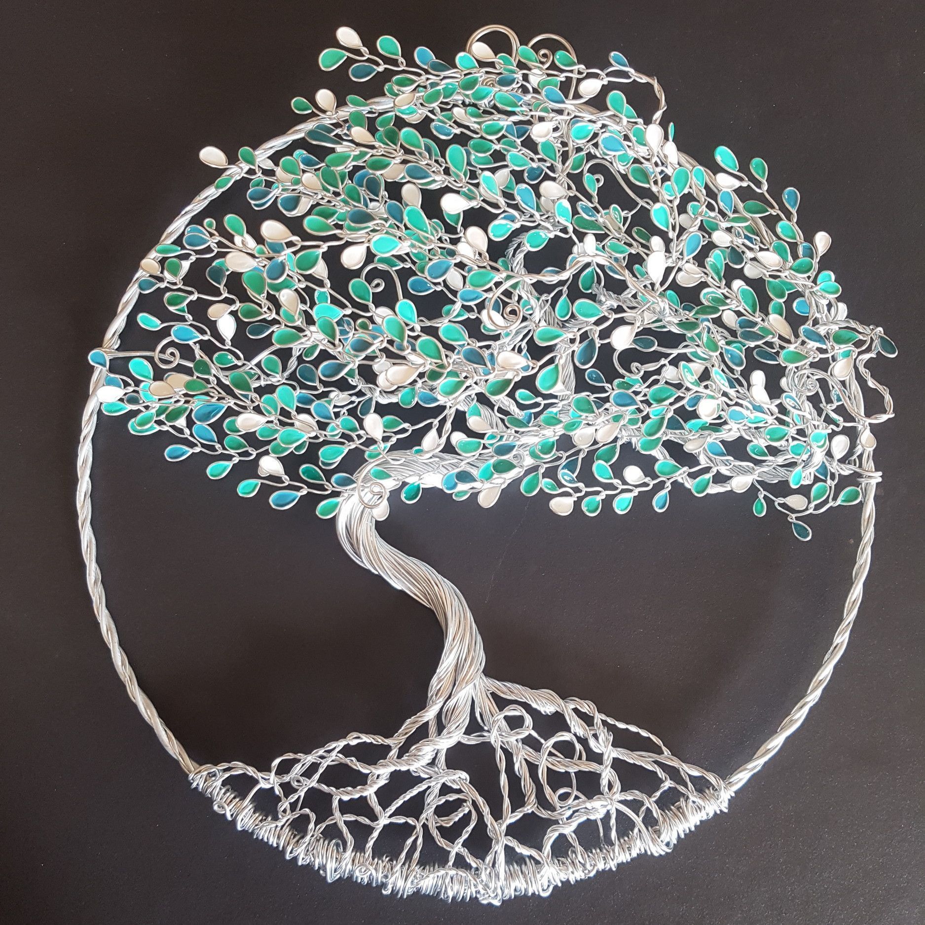 Arbre de Vie mural en relief. Fait main en métal argenté