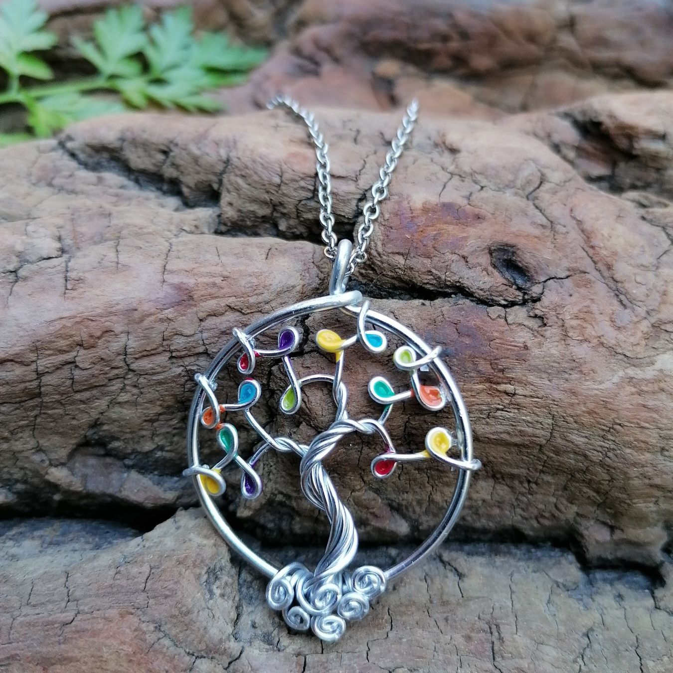 Sautoir arbre de vie en métal argenté - pendentif symbolique, petit modèle