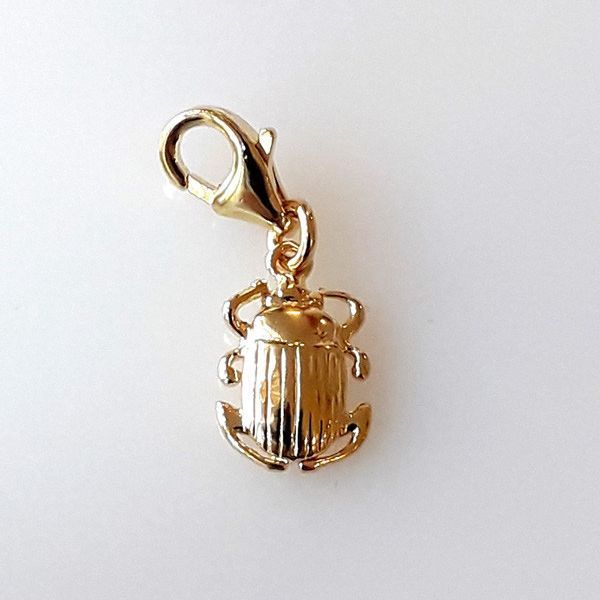 Bracelet Charms scarabée plaqué or